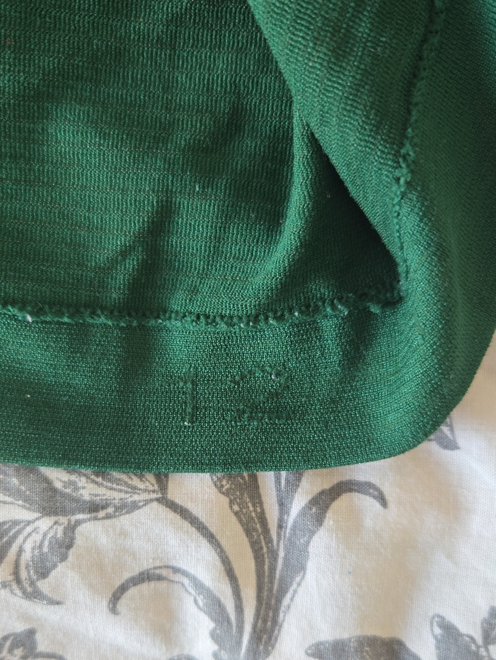 Lululemon Swiftly Tech 2.0 Hip Length Short Sleeve Green Size 12 - Picture 13 of 16